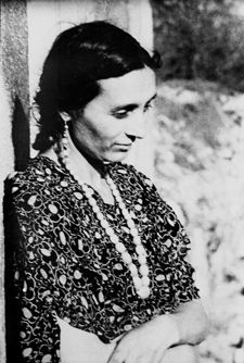 Bronisłąwa Wajs dit Papusza - Photo Jerzy Ficowski © Musée Ethnographique de Tarnow, Pologne.
